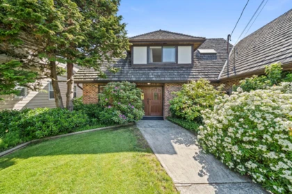 Breakfast Nook Photo of 6546 Gibbons Drive, Richmond, BC