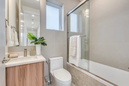 Mudroom Photo of 1 2943 E 44th Avenue, Vancouver, BC