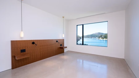 Laundry Room Photo of 4976 Johnstone Road, Madeira Park, BC