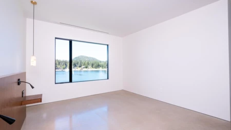 Mudroom Photo of 4976 Johnstone Road, Madeira Park, BC