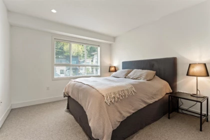 Basement Recreation Room Photo of 6 1968 North Parallel Road, Abbotsford, BC
