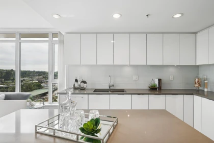 Kitchen Island Photo of 1903 2388 Madison Avenue, Burnaby, BC