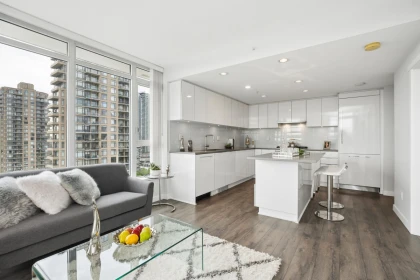 1903 2388 Madison Avenue, Burnaby, BC, Burnaby — Apartment/Condo for sale