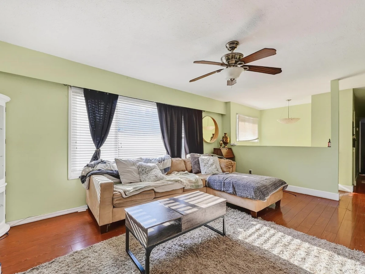 Family Room Photo of 2068 Ridgeway Street, Abbotsford, BC