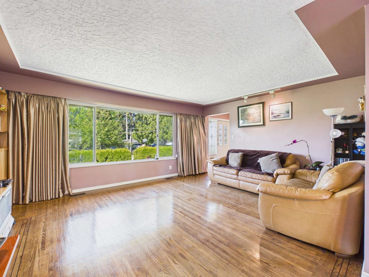 Family Room Photo of 2336 Kensington Avenue, Burnaby, BC