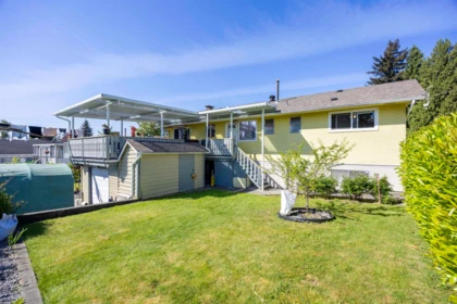 Hallway Photo of 2336 Kensington Avenue, Burnaby, BC