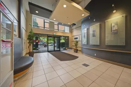 803 3520 Crowley Drive, Vancouver, BC, Vancouver — Apartment/Condo for sale