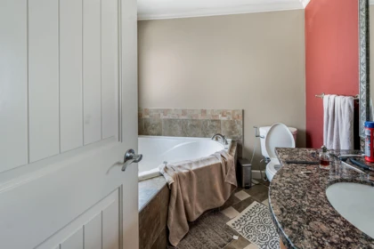 Hot Tub / Spa Photo of 6753 134a Street, Surrey, BC