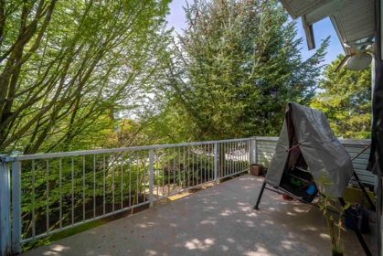 Garage Interior Photo of 1 16388 85 Avenue, Surrey, BC