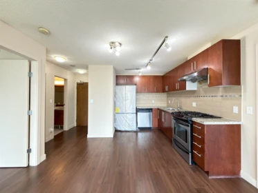 808 8280 Lansdowne Road, Richmond, BC, Richmond — Apartment/Condo for sale