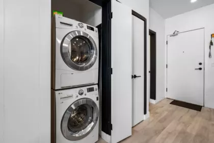Laundry Room Photo of 610 32828 Landeau Place, Abbotsford, BC