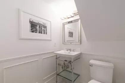 Primary Bathroom Photo of 2546 W 2nd Avenue, Vancouver, BC
