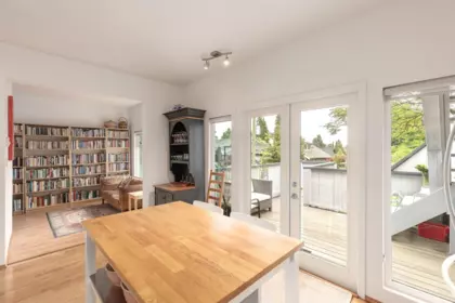 Primary Bedroom Photo of 2546 W 2nd Avenue, Vancouver, BC