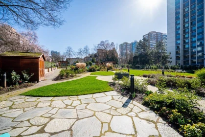 Front Yard Photo of 204 1740 Comox Street, Vancouver, BC