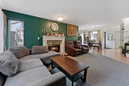 51 15840 84 Avenue, Surrey, BC, Surrey — Townhouse for sale