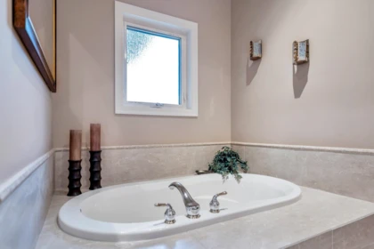 Mudroom Photo of 9385 173a Street, Surrey, BC