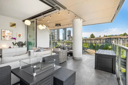 Guest Bathroom Photo of 404 4880 Lougheed Highway, Burnaby, BC