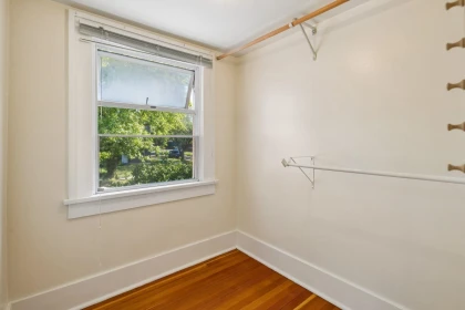 Hallway Photo of 2211 Parker Street, Vancouver, BC
