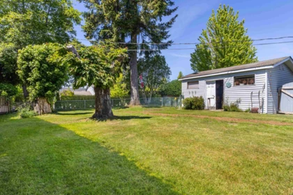 Basement Recreation Room Photo of 6289 Tyler Road, Sechelt, BC