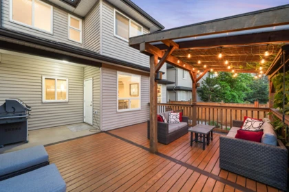 Garden / Landscaping Photo of 10123 242 Street, Maple Ridge, BC