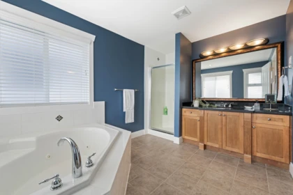 Powder Room Photo of 10123 242 Street, Maple Ridge, BC