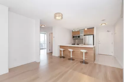2109 13688 100 Avenue, Surrey, BC, Surrey — Apartment/Condo for sale
