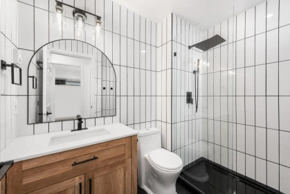 Kitchen Island Photo of 318 2238 Kingsway, Vancouver, BC