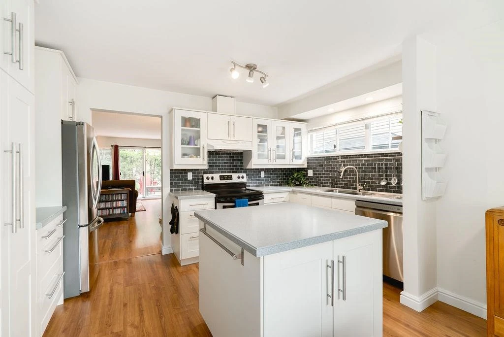 Family Room Photo of 22 795 Noons Creek Drive, Port Moody, BC