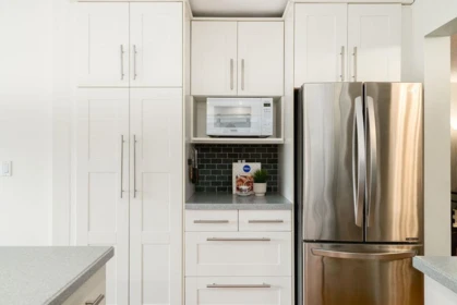Kitchen Island Photo of 22 795 Noons Creek Drive, Port Moody, BC