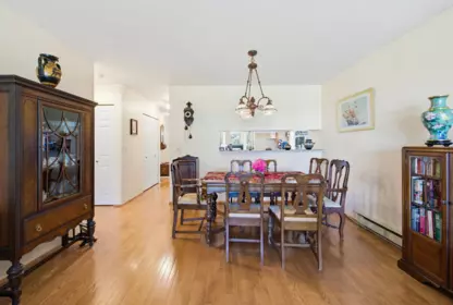 Breakfast Nook Photo of 12263 92 Avenue, Surrey, BC