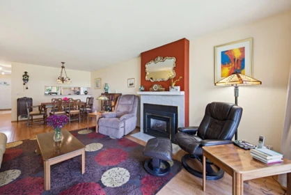 Kitchen Island Photo of 12263 92 Avenue, Surrey, BC