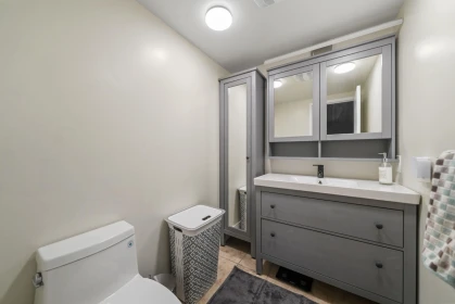 Bedroom 4 Photo of 201 444 E 6th Avenue, Vancouver, BC