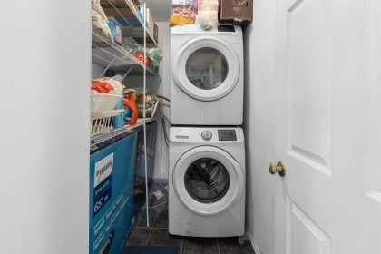 Laundry Room Photo of 305 31831 Peardonville Road, Abbotsford, BC