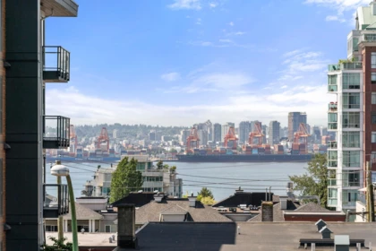 Outdoor Patio Photo of 302 140 E 4th Street, North Vancouver, BC