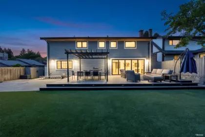 2270 Ennerdale Road, North Vancouver, BC, North Vancouver — Single Family Residence for sale