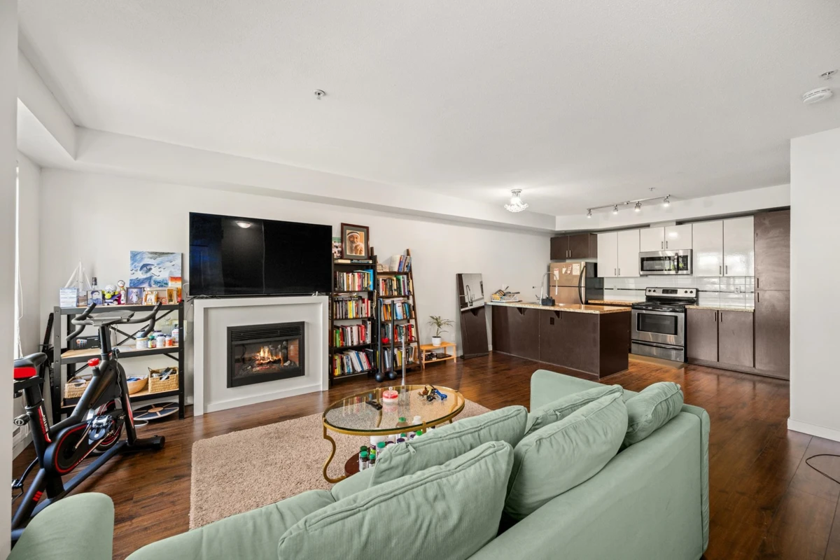 Dining Area Photo of 85 13239 Old Yale Road, Surrey, BC