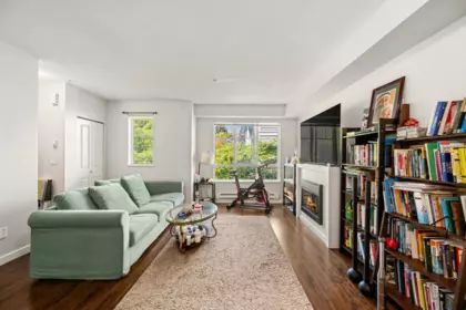 Breakfast Nook Photo of 85 13239 Old Yale Road, Surrey, BC