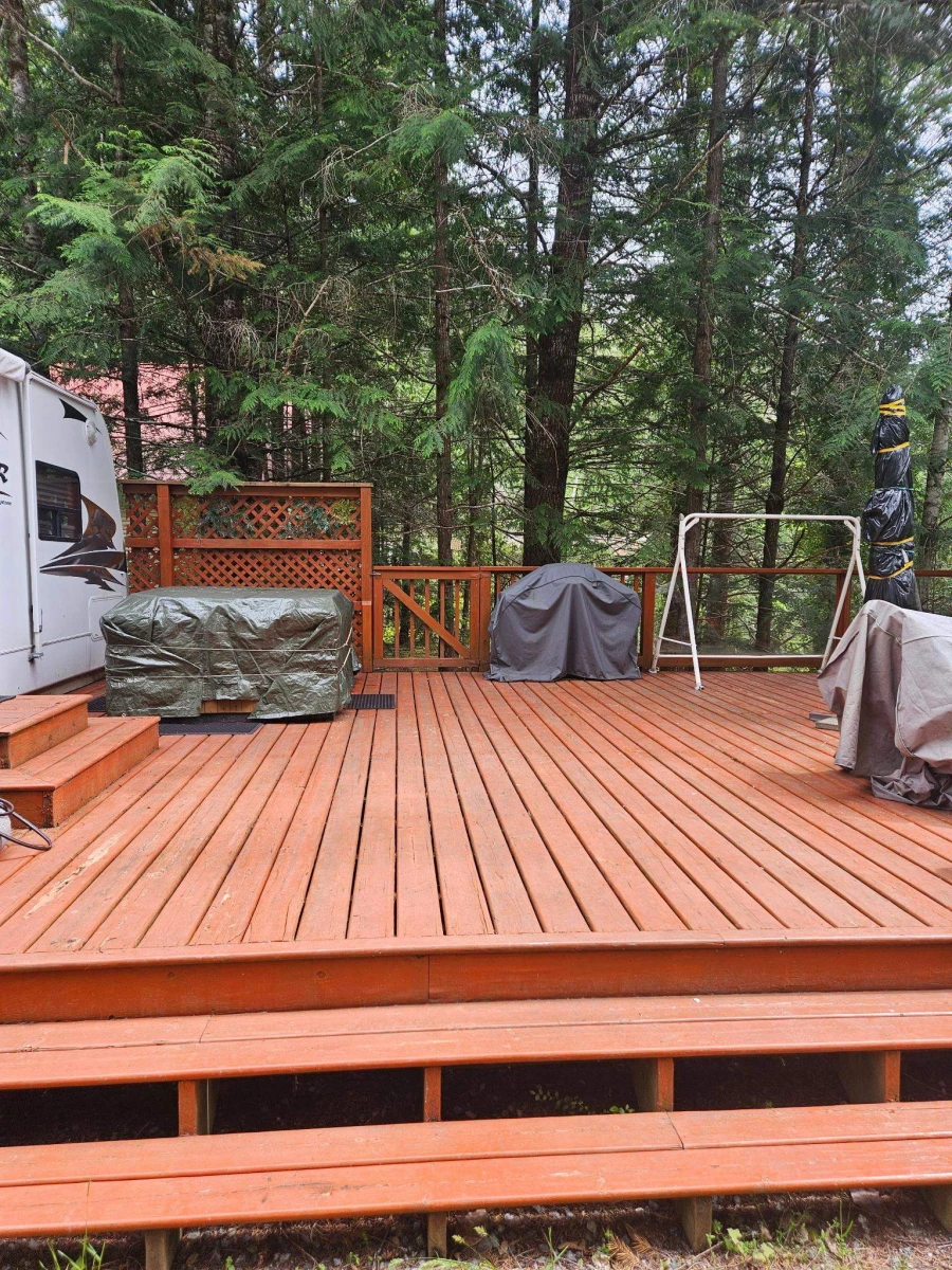 Dining Area Photo of 6036 Egmont Road, Egmont, BC