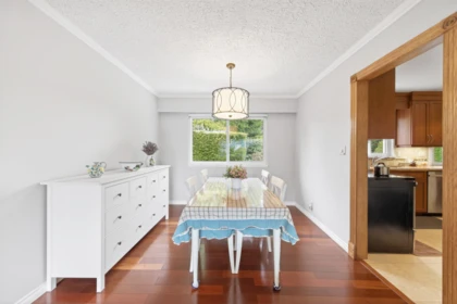 Powder Room Photo of 4713 46 Avenue, Delta, BC