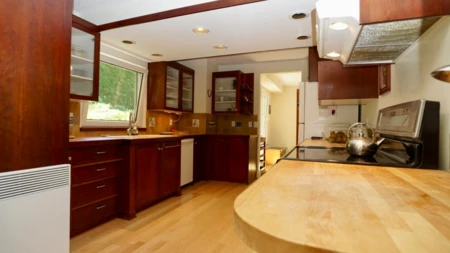 Kitchen Island Photo of 47354 Swallow Crescent, Chilliwack, BC