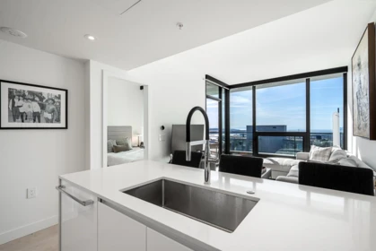 Kitchen Photo of 1505 135 E 13th Street, North Vancouver, BC