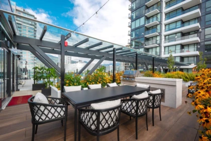 1505 135 E 13th Street, North Vancouver, BC, North Vancouver — Apartment/Condo for sale
