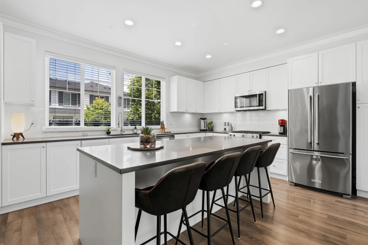 Dining Area Photo of 57 15268 28 Avenue, Surrey, BC