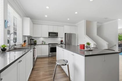 Kitchen Photo of 57 15268 28 Avenue, Surrey, BC