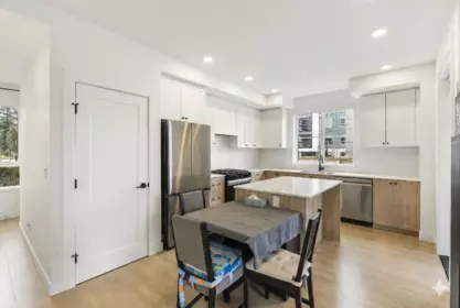 Kitchen Photo of 104 19953 76 Avenue, Langley, BC