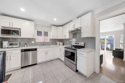 7531 Oak Street, Vancouver, BC, Vancouver — Single Family Residence for sale