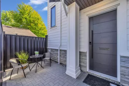 4 2316 Cliff Avenue, Burnaby, BC, Burnaby — Half Duplex for sale