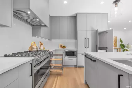 Primary Bedroom Photo of 4 2316 Cliff Avenue, Burnaby, BC