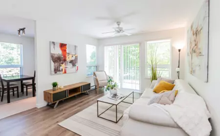 205 9500 Odlin Road, Richmond, BC, Richmond — Apartment/Condo for sale