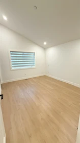 Basement Recreation Room Photo of 1 1436 E 1st Avenue, Vancouver, BC